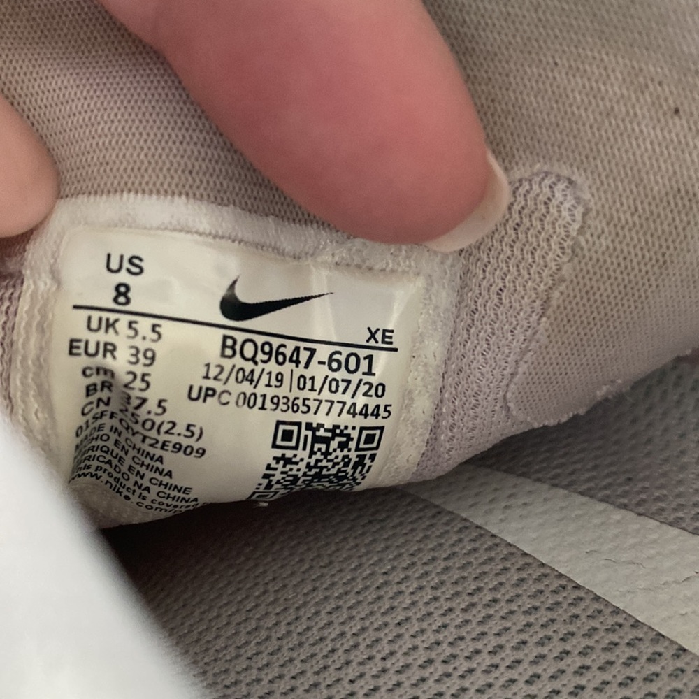 Nike Air Zoom Pegasus - Women’s Size 8 - Picture 6 of 7